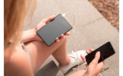 Sandberg 420-54 Urban Solar Powerbank Schwarz 10000 MAh -Energie Sat Anlagen Geschaft 623687 4328223