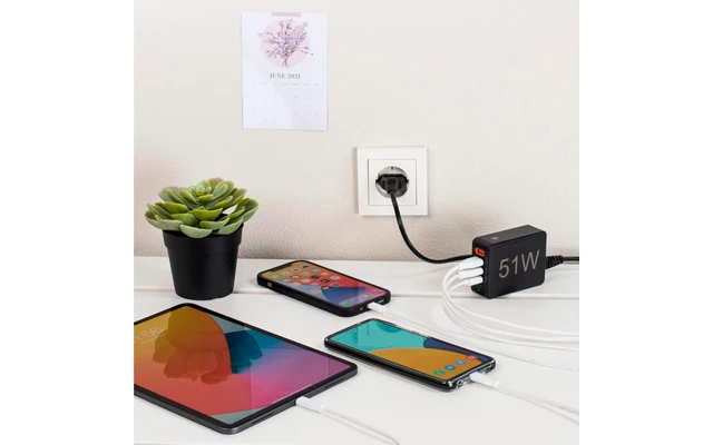 Hama Ladestation 5 Fach Mit 1x Quickcharge 3.0 / 3x USB-A / 1x USB-C Power Delievery 51 Watt 3 Hama Ladestation 5 Fach Mit 1x Quickcharge 3.0 / 3x USB-A / 1x USB-C Power Delievery 51 Watt